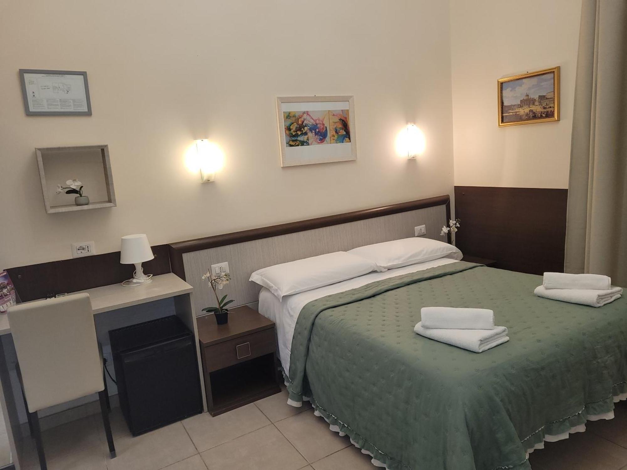 บีแนด์บีเอเวอกรีน Hotel โรม ภายนอก รูปภาพ