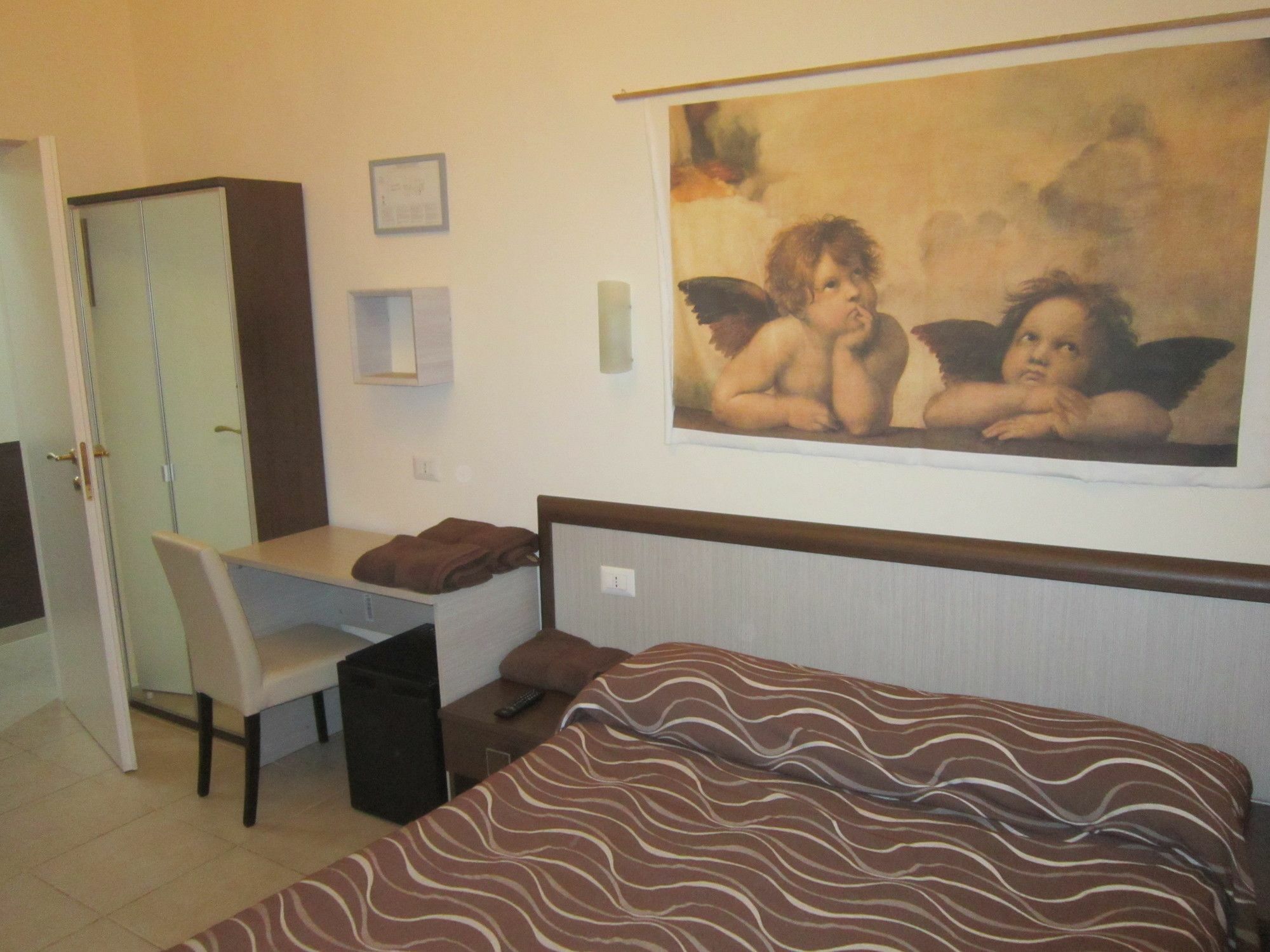 บีแนด์บีเอเวอกรีน Hotel โรม ภายนอก รูปภาพ